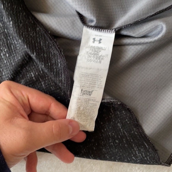 Under Armour Heat Gear Long Sleeve - Picture 9 of 9